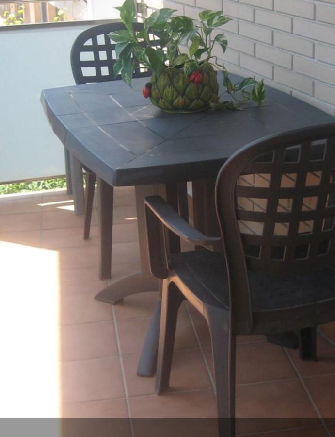 Apartamento En Segunda Linea De Mar, Wifi & A.C 克尤伯厄拉斯 外观 照片